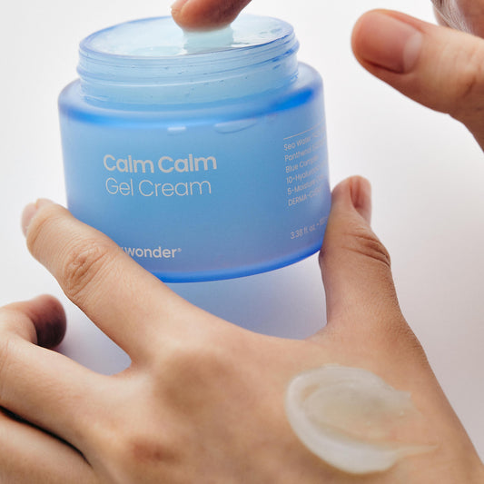 Dr. Wonder's Calm Calm Gel Cream formula restores the skin's natural moisture barrier, leaving your skin smooth and supple. 